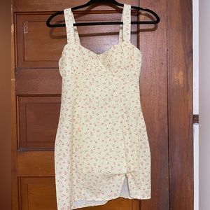 Princess polly yellow freya mini dress size 4 nwt